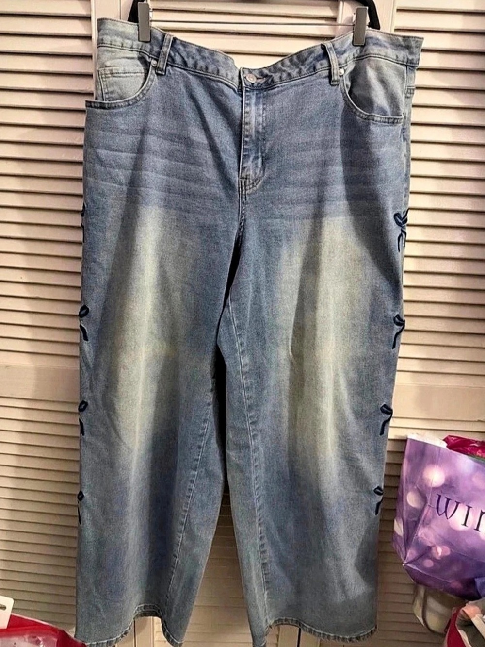 Almost Famous Plus High Waisted Embroidered Side Bow Graphic Jeans Bow Jeans